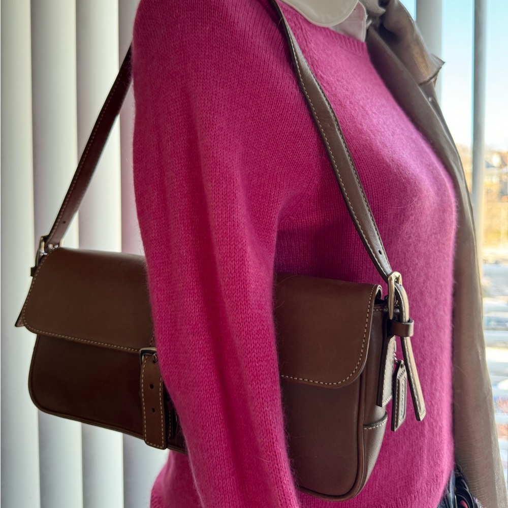 Authentic vintage tan coach purse with coach tag.